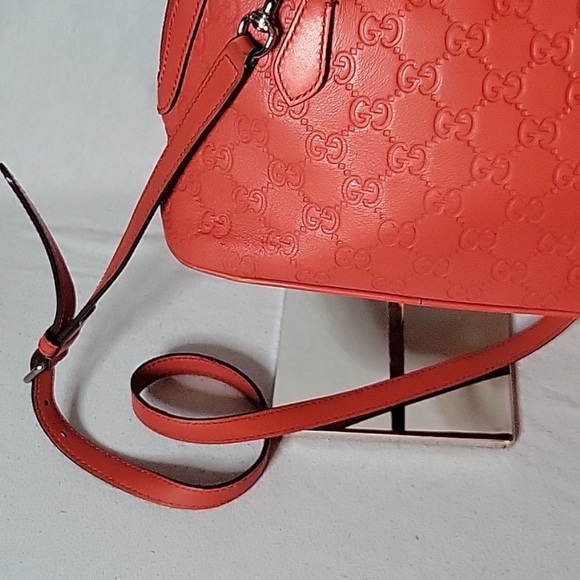 GIVEAWAY RAFFLE ENTRY ๐๏ธ Authentic GUCCI Red/Poppy Mini Dome Bag ๐ฅณ - Picture 7 of 15